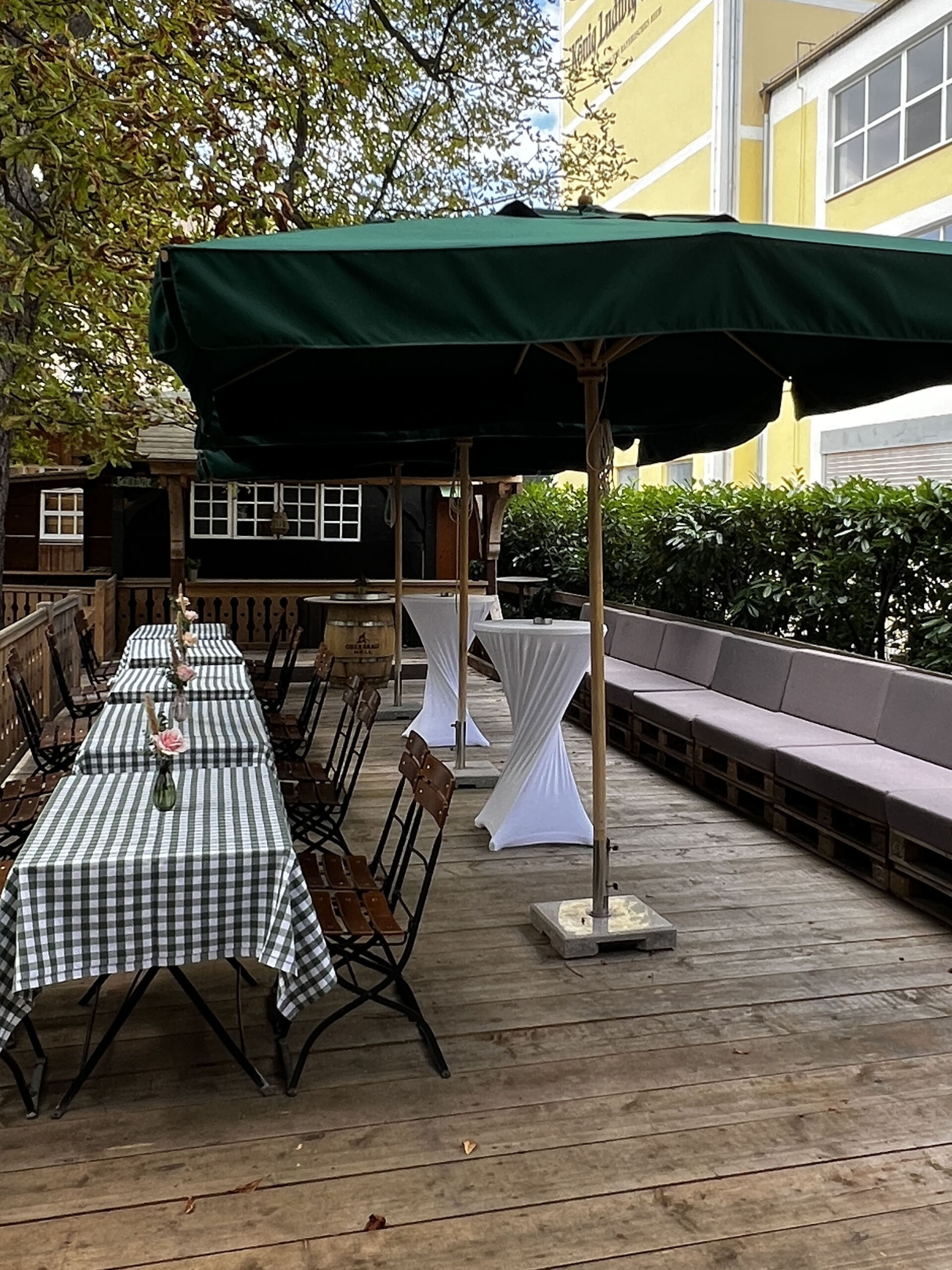 almhuette_terrasse